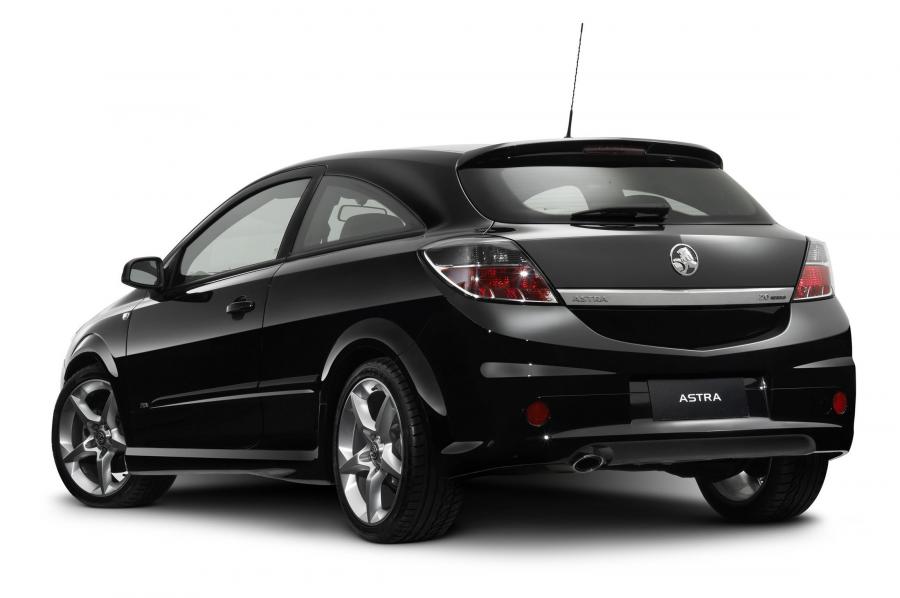 Holden Astra 2.0 SRi Turbo 2006 года  (фото 18 из 68)